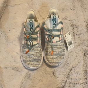 Adias cloudfoam comfort